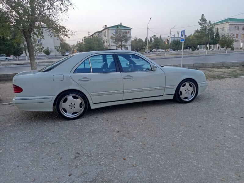 Mercedes-Benz E320 2001 - 140 000 TMT - Балканабат - img 6
