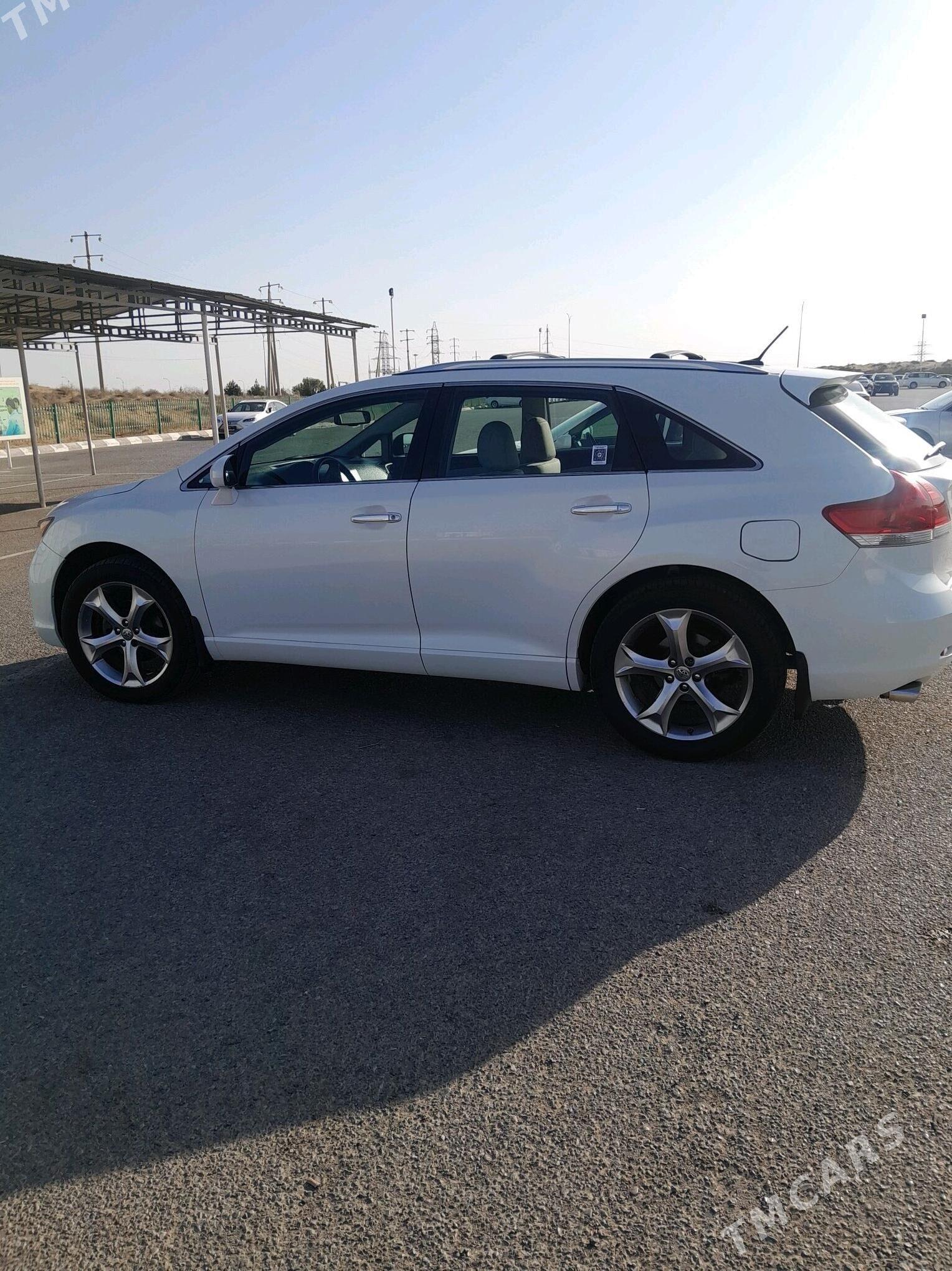 Toyota Venza 2010 - 220 000 TMT - етр. Туркменбаши - img 5