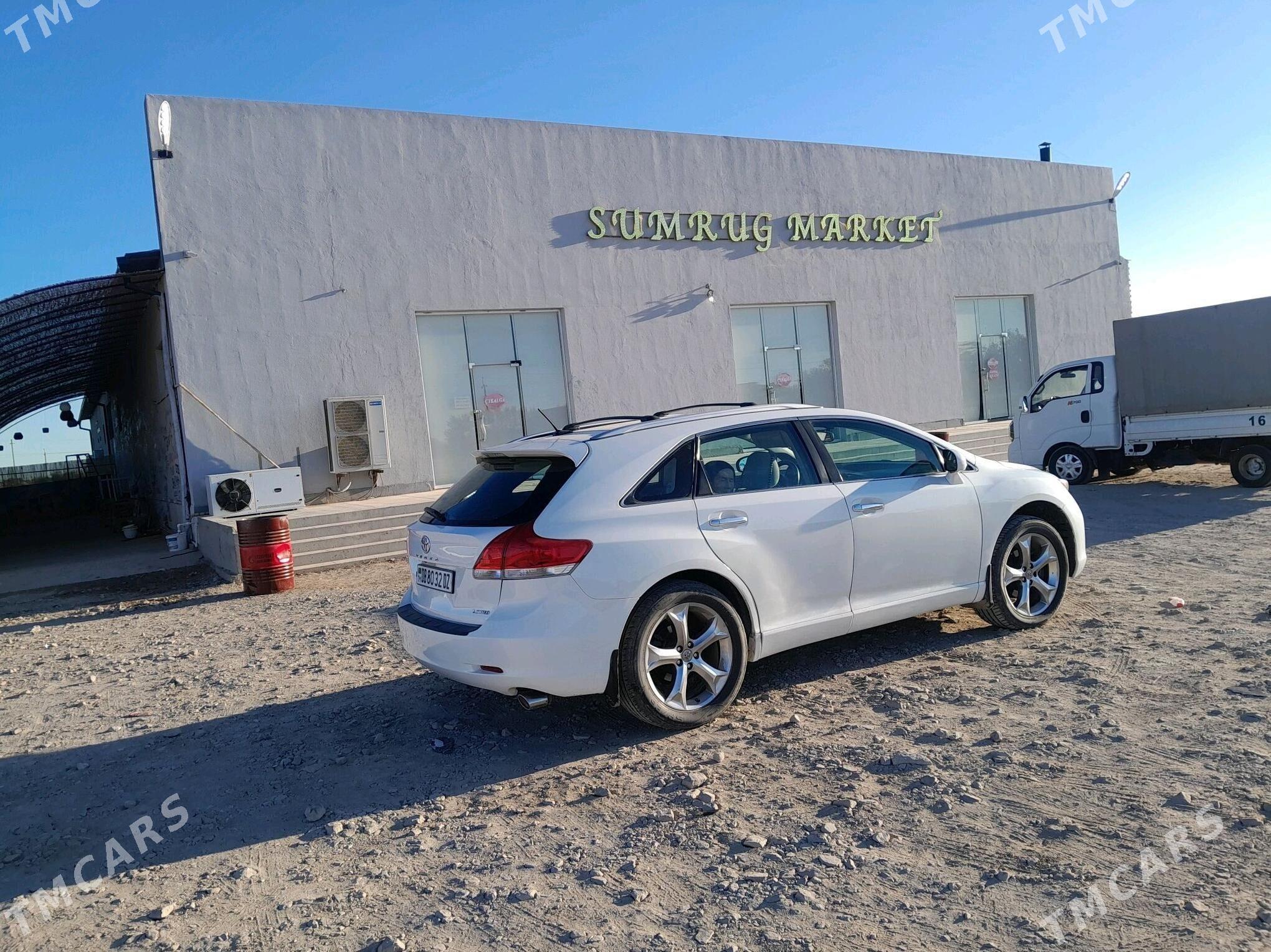 Toyota Venza 2010 - 220 000 TMT - етр. Туркменбаши - img 4