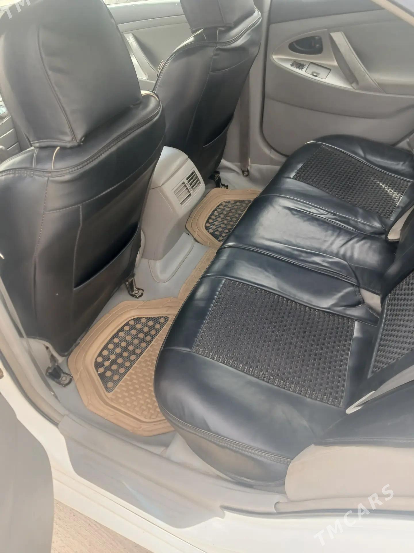 Toyota Camry 2010 - 180 000 TMT - Дашогуз - img 1