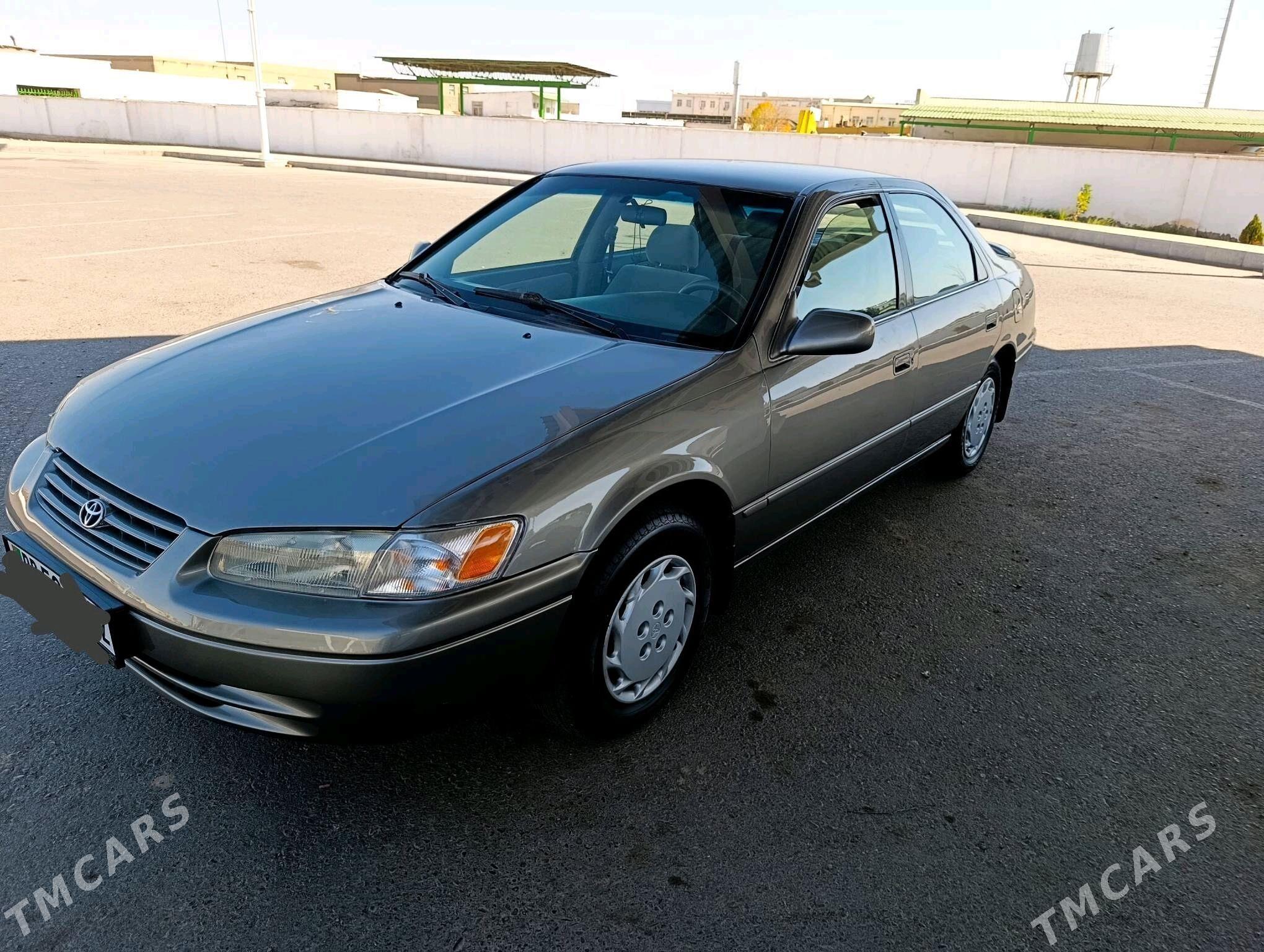 Toyota Camry 1998 - 140 000 TMT - Дашогуз - img 2