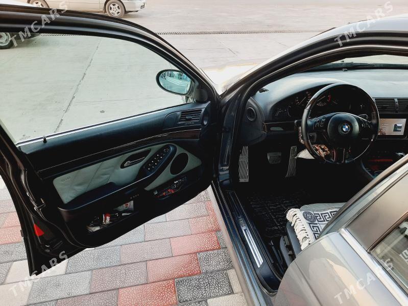 BMW E39 2001 - 150 000 TMT - Мургап - img 4