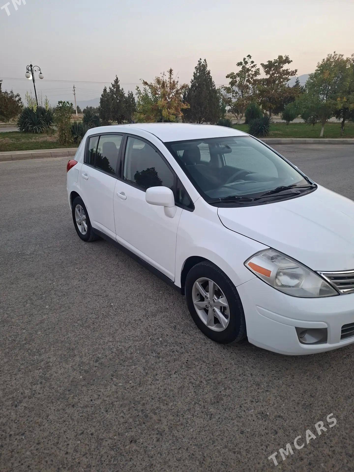Nissan Versa 2012 - 118 000 TMT - Бахарден - img 1