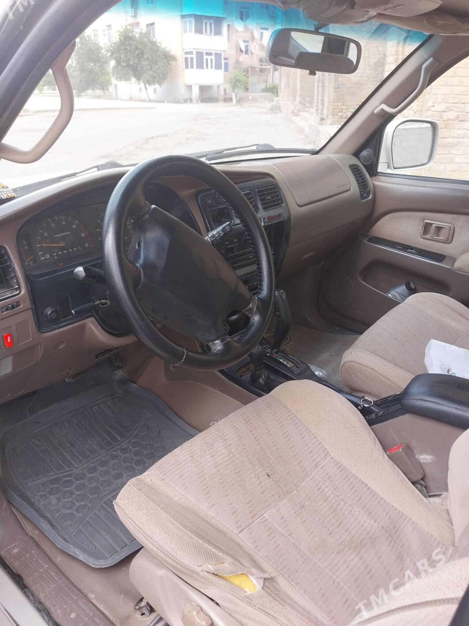 Toyota 4Runner 1999 - 140 000 TMT - Дянев - img 4