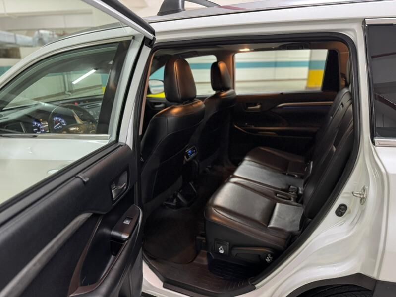 Toyota Highlander 2019 - 445 000 TMT - Ашхабад - img 8
