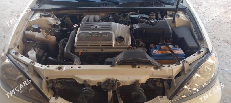 Toyota Camry 2002 - 170 000 TMT - Halaç - img 6