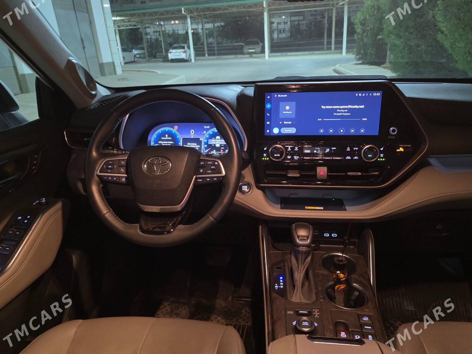 Toyota Highlander 2022 - 685 000 TMT - Aşgabat - img 4