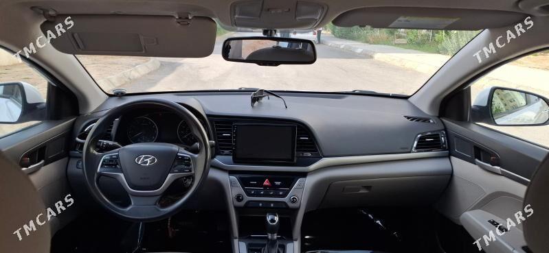 Hyundai Elantra 2017 - 210 000 TMT - Parahat 7 - img 7