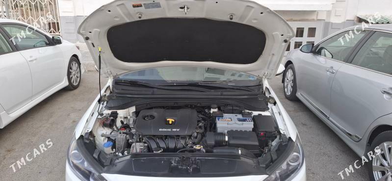 Hyundai Elantra 2017 - 210 000 TMT - Parahat 7 - img 6