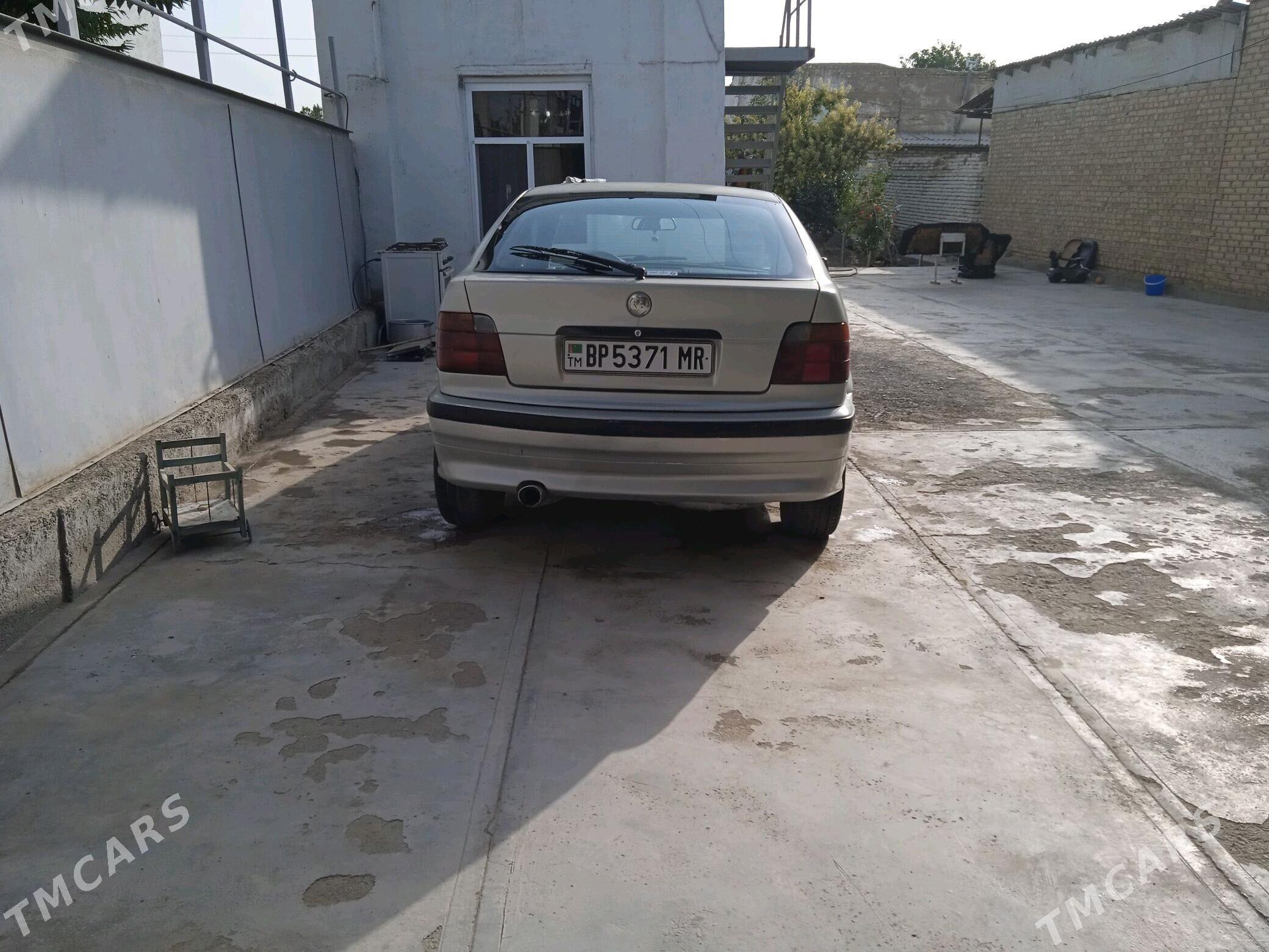 BMW 3 Series 1995 - 20 000 TMT - Mary - img 4