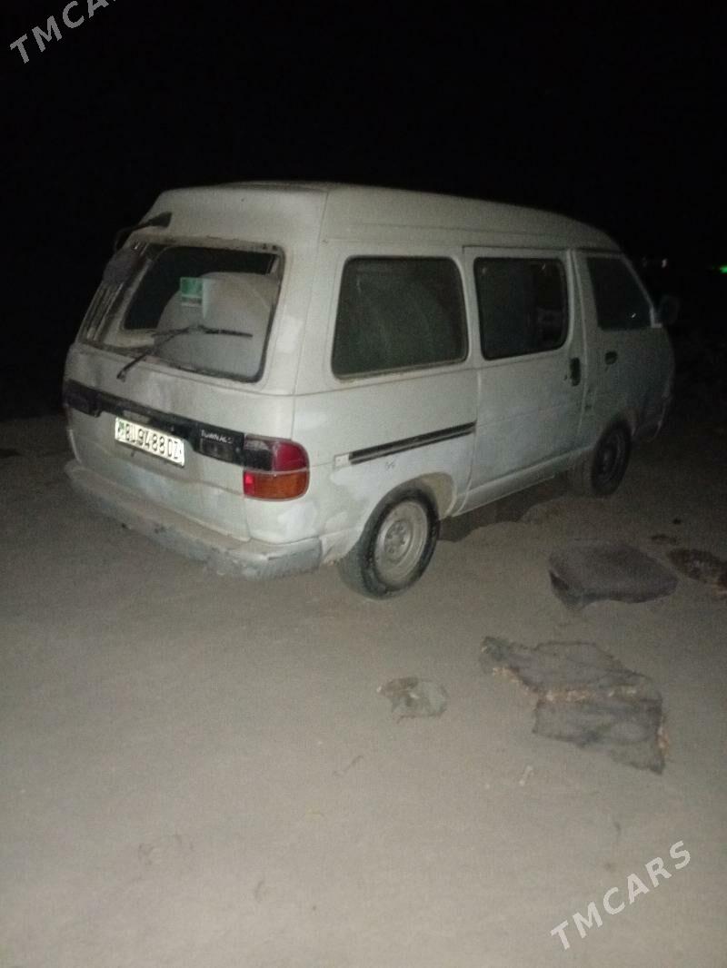 Toyota Town Ace 1993 - 40 000 TMT - Губадаг - img 5