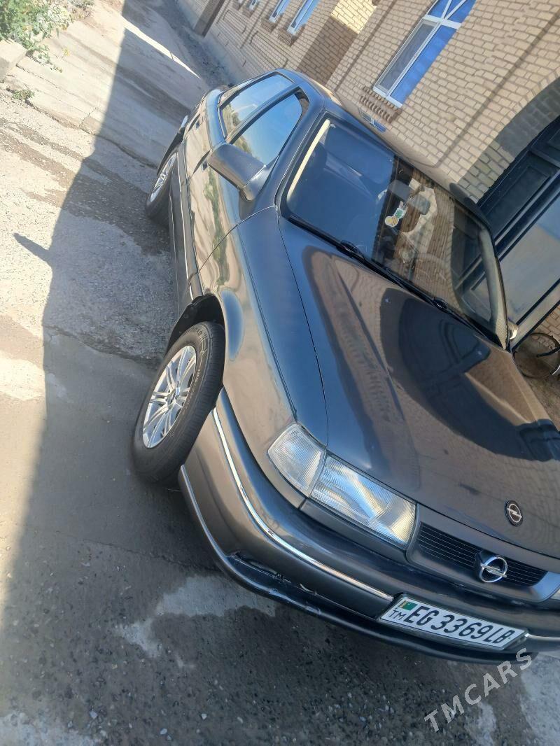 Opel Vectra 1992 - 30 000 TMT - Чарджоу - img 2
