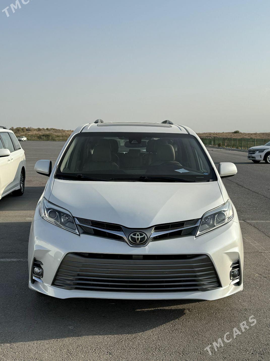 Toyota Sienna 2019 - 450 000 TMT - Aşgabat - img 1