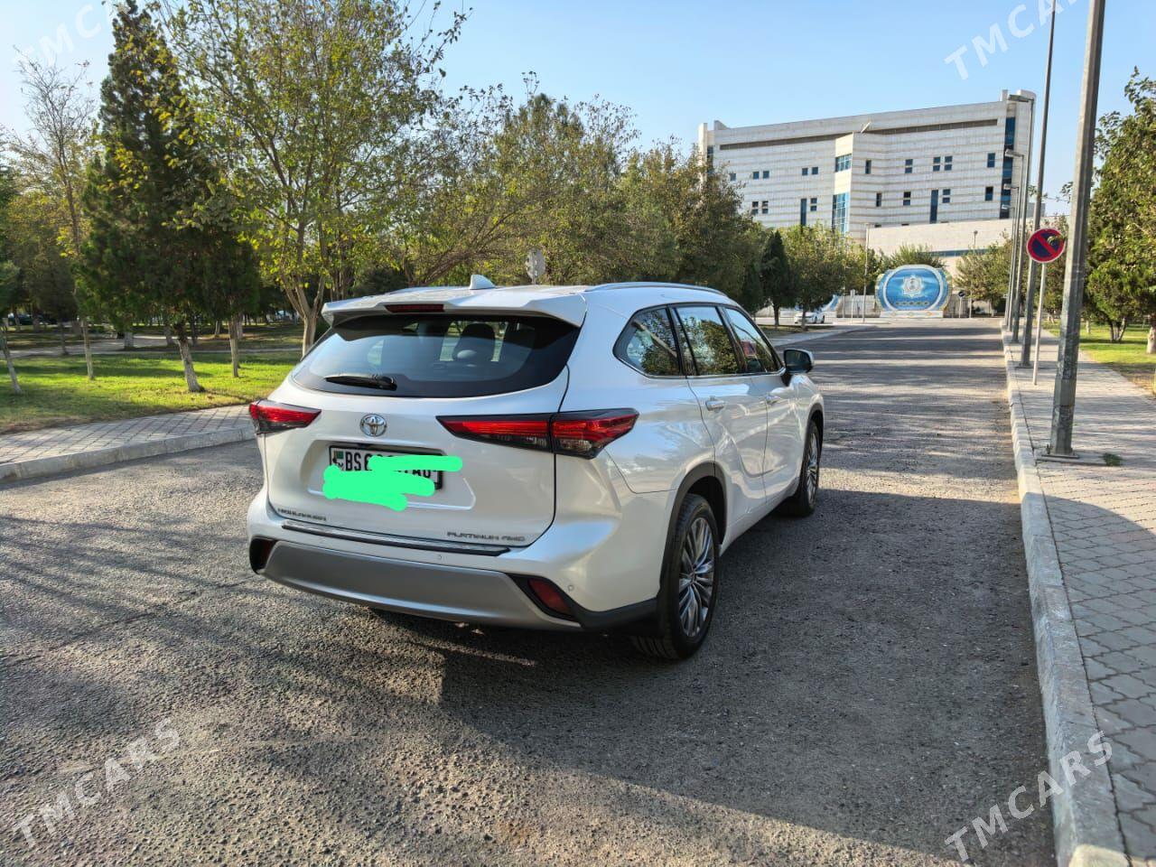 Toyota Highlander 2021 - 780 000 TMT - Aşgabat - img 4