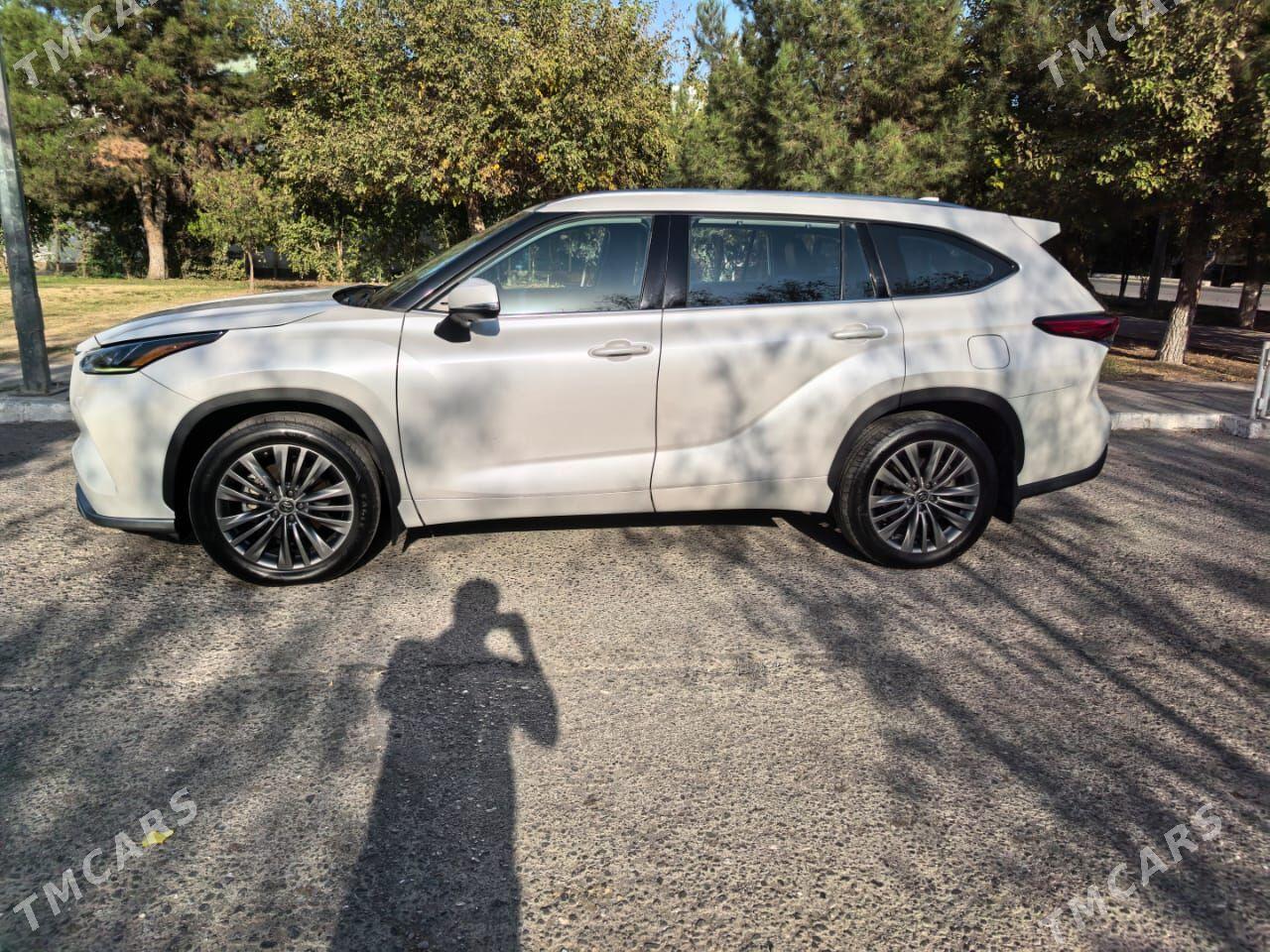 Toyota Highlander 2021 - 780 000 TMT - Aşgabat - img 2