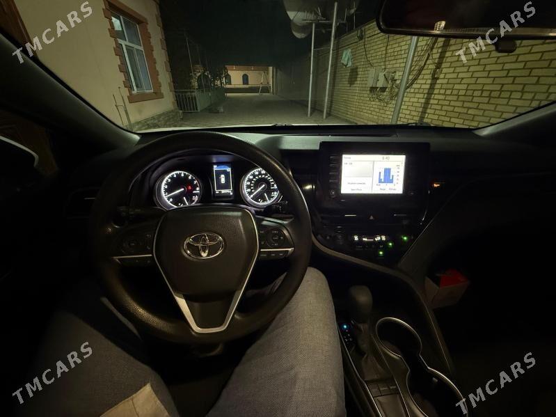 Toyota Camry 2022 - 266 000 TMT - Байрамали - img 5