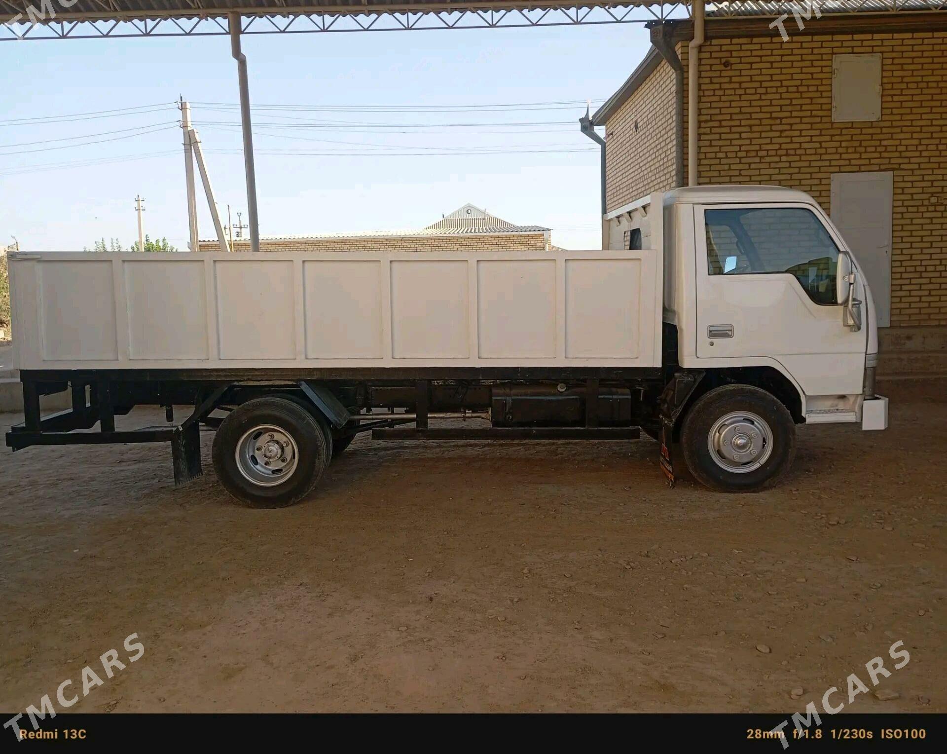 Mitsubishi Canter 1992 - 160 000 TMT - Mary - img 4