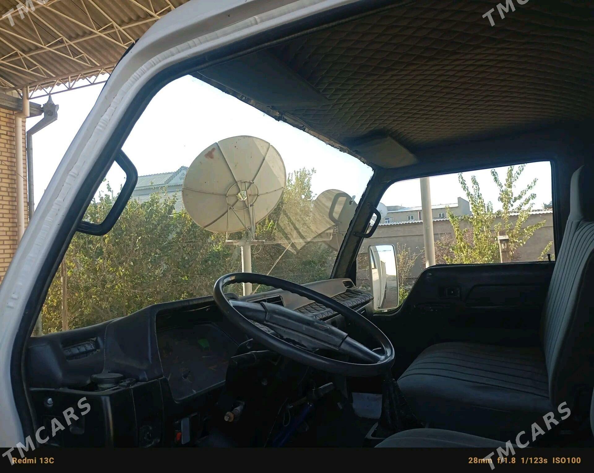 Mitsubishi Canter 1992 - 160 000 TMT - Mary - img 3