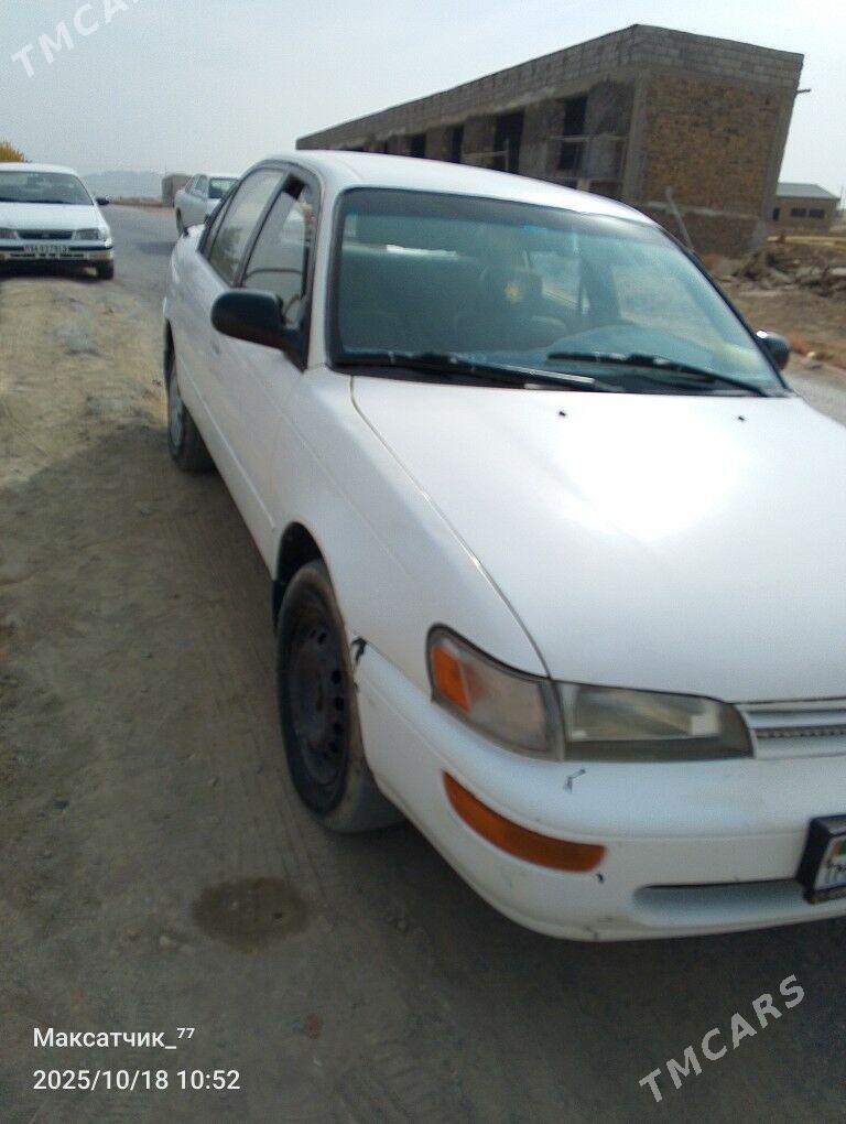 Toyota Corolla 1997 - 70 000 TMT - Магданлы - img 1