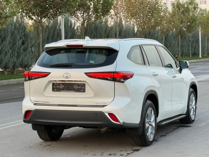Toyota Highlander 2021 - 620 000 TMT - Ашхабад - img 2