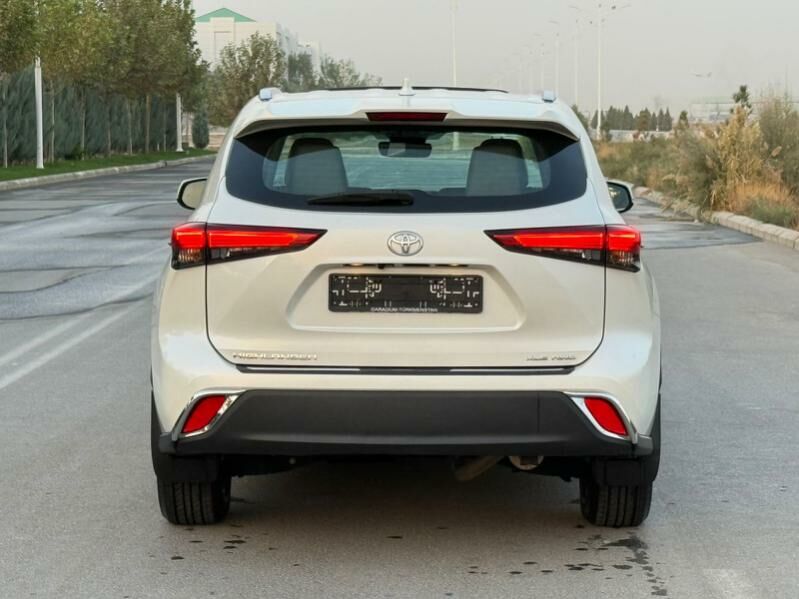 Toyota Highlander 2021 - 620 000 TMT - Ашхабад - img 4