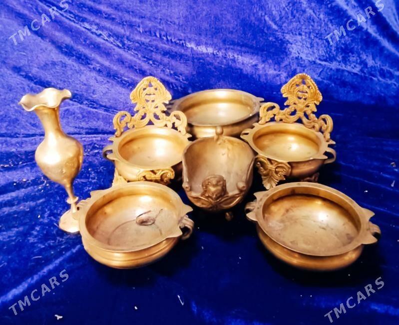 статуетка - Howdan "W" - img 5