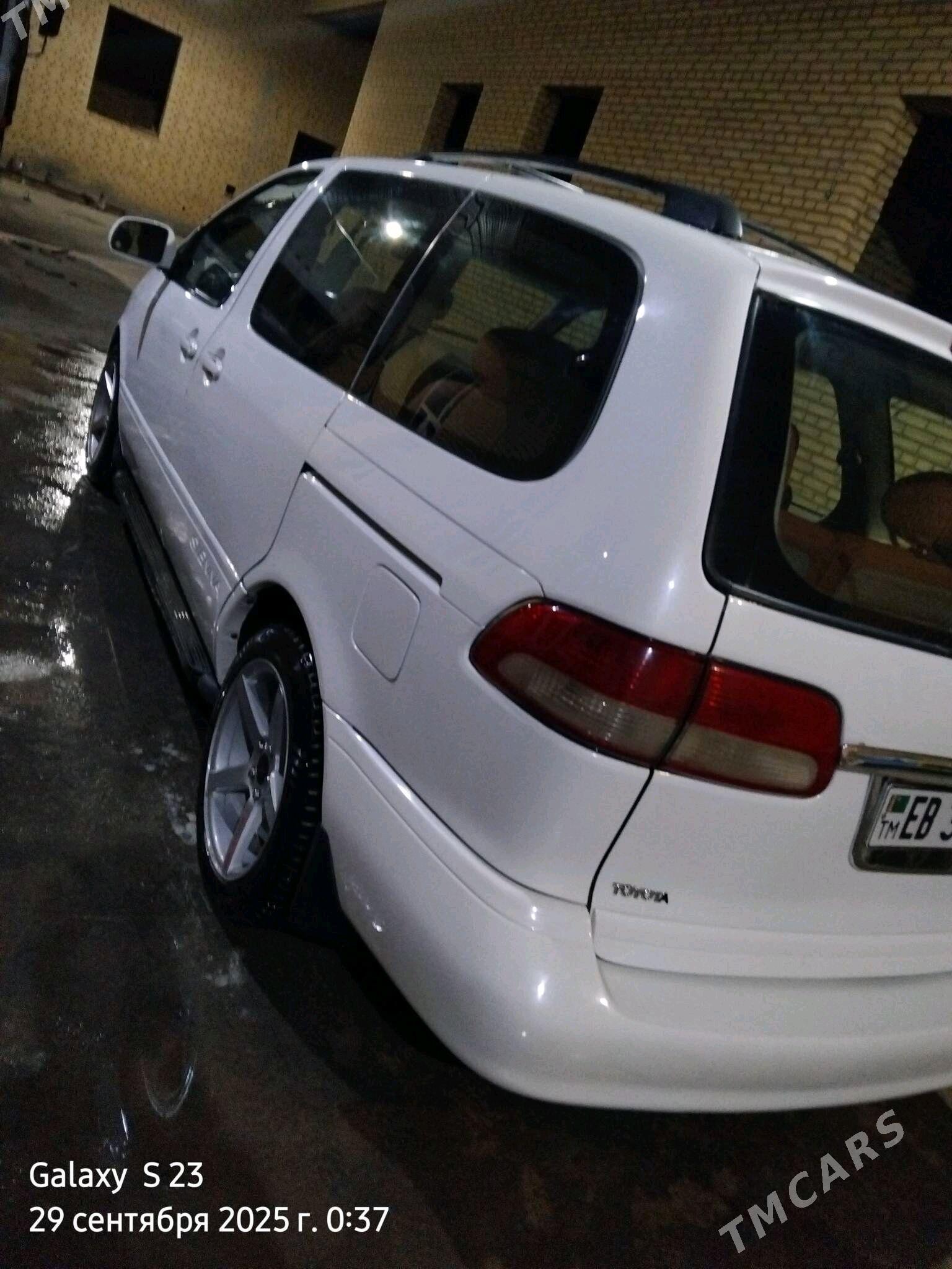 Toyota Sienna 2000 - 170 000 TMT - Чарджоу - img 3