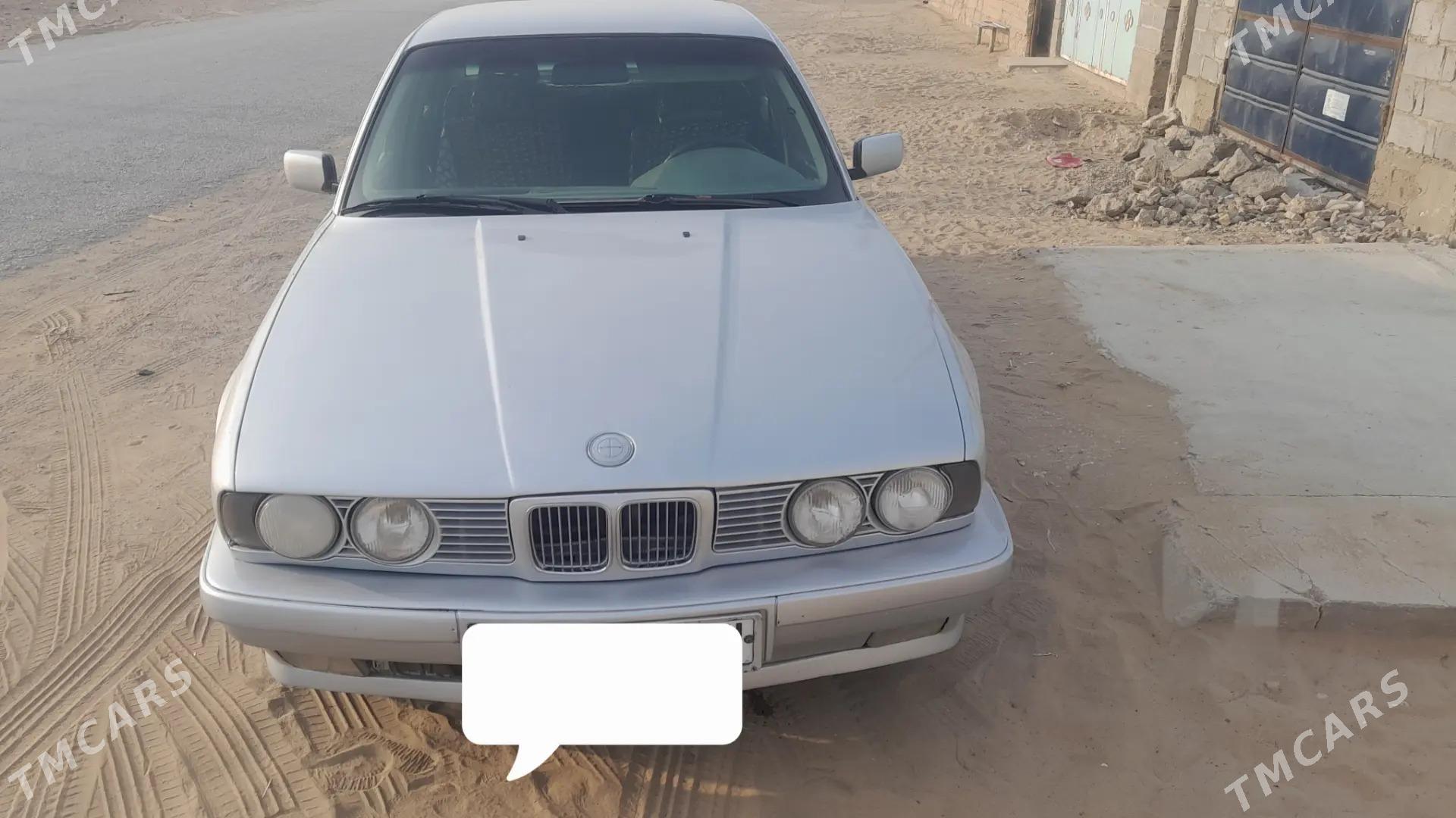 BMW 535 1993 - 40 000 TMT - Gumdag - img 3