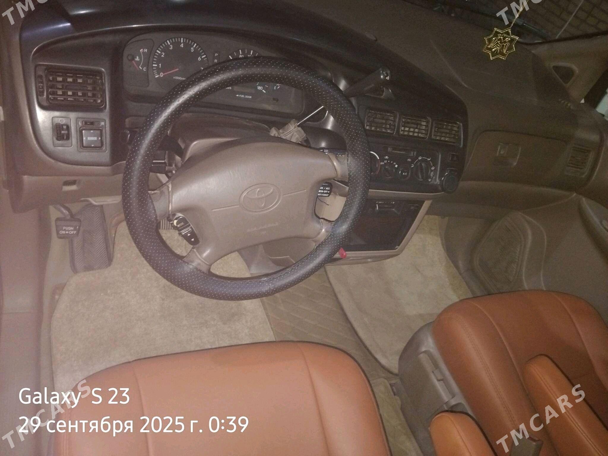 Toyota Sienna 2000 - 170 000 TMT - Чарджоу - img 6