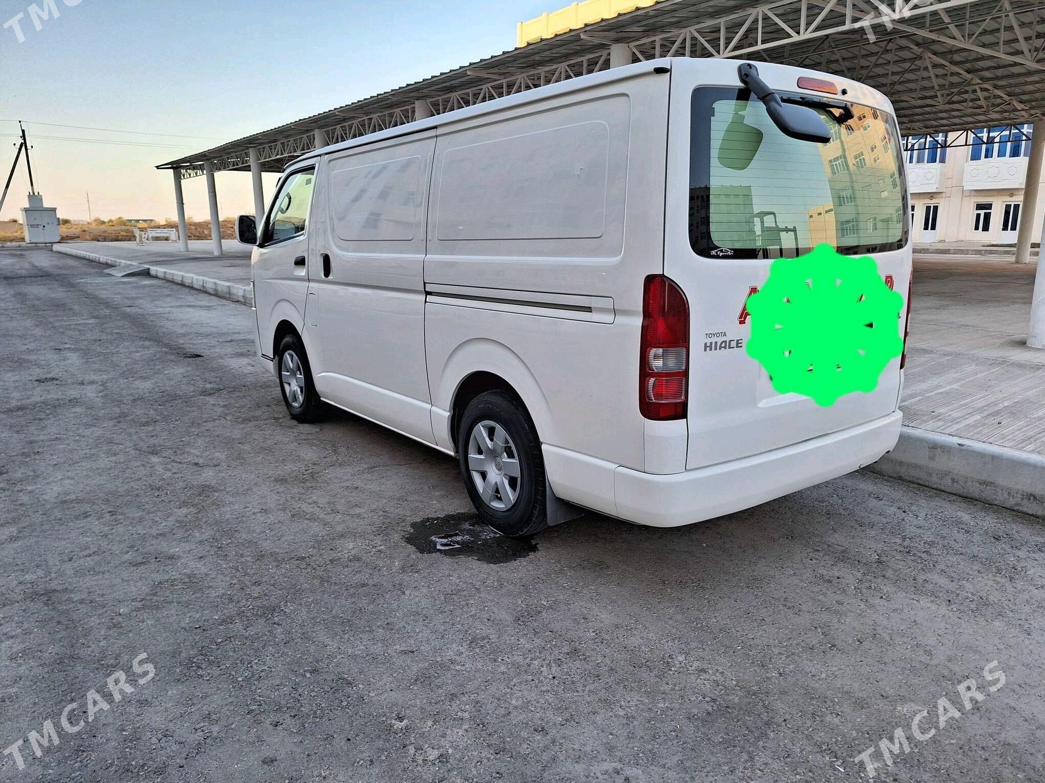 Toyota Hiace 2018 - 400 000 TMT - Туркменабат - img 1