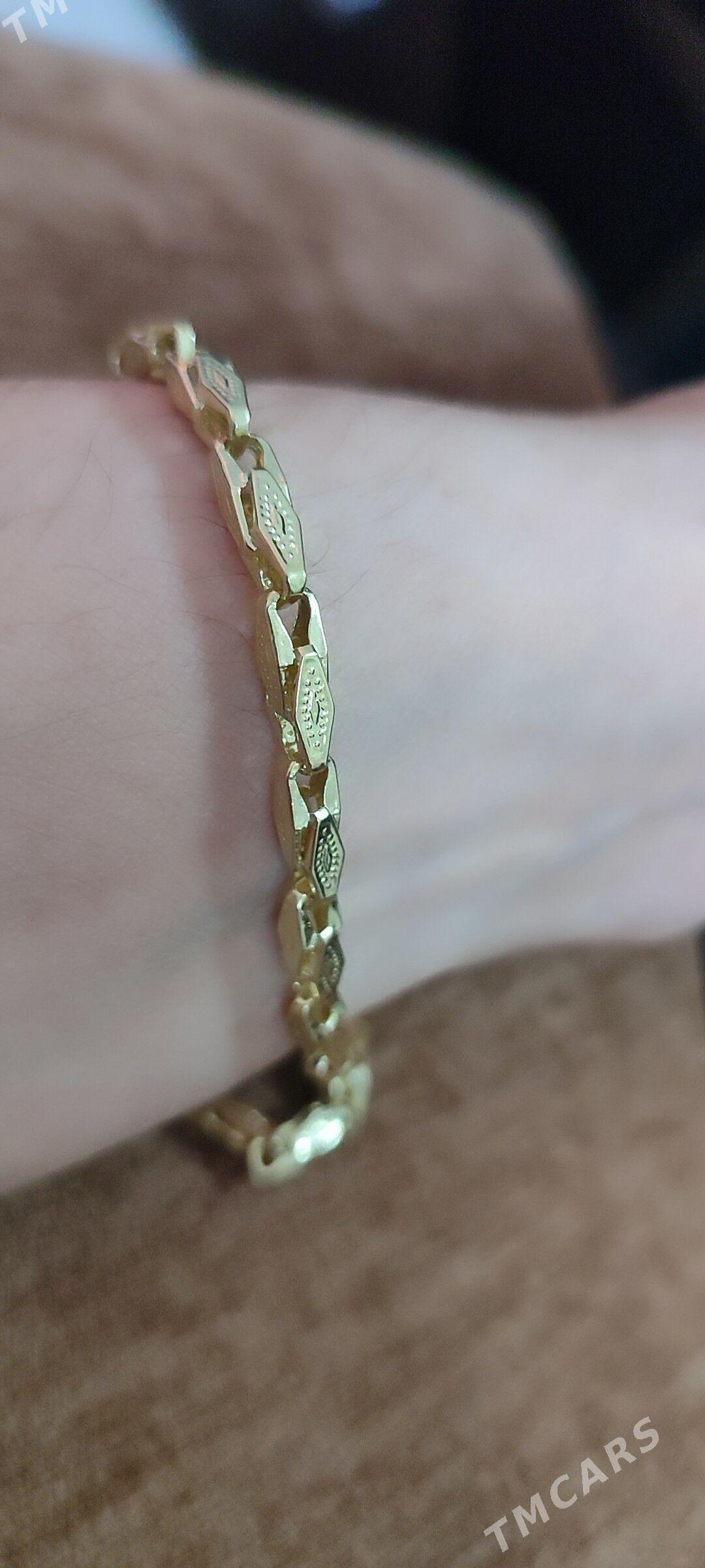 gyzyl braslet - Мир 2 - img 1