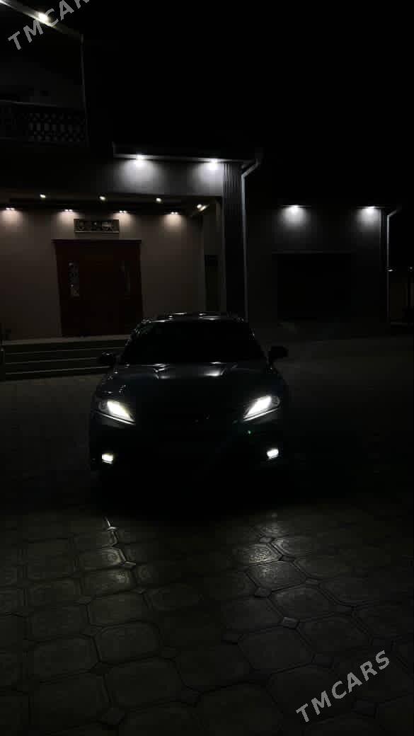 Toyota Camry 2019 - 330 000 TMT - Мары - img 5