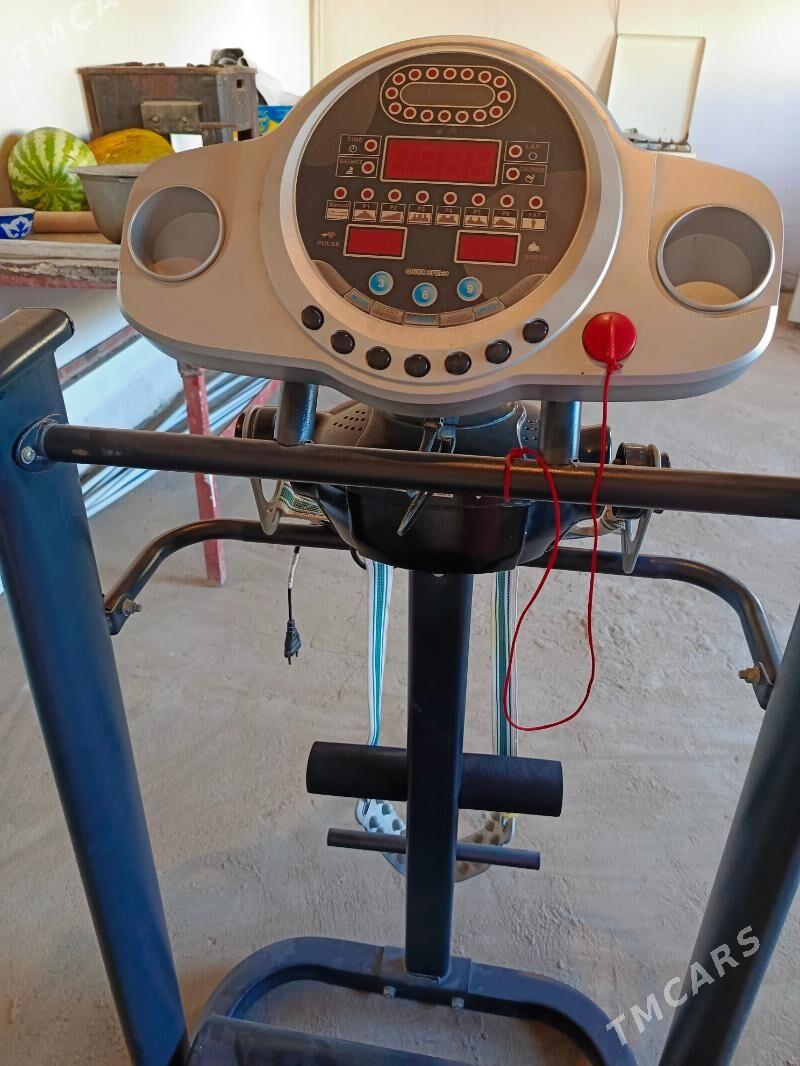 беговая дорожка - Туркменбаши - img 2