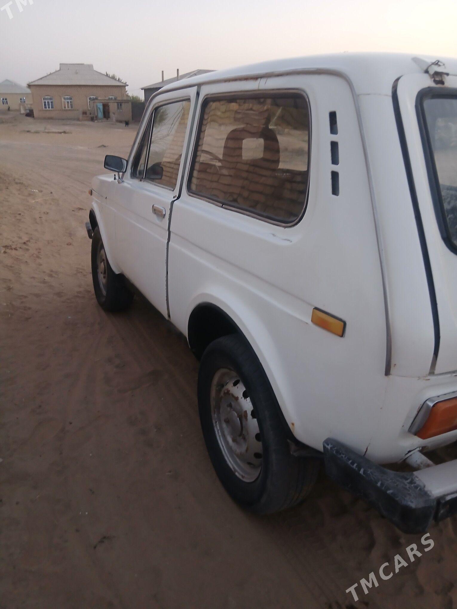 Lada Niva 1990 - 15 000 TMT - Байрамали - img 3