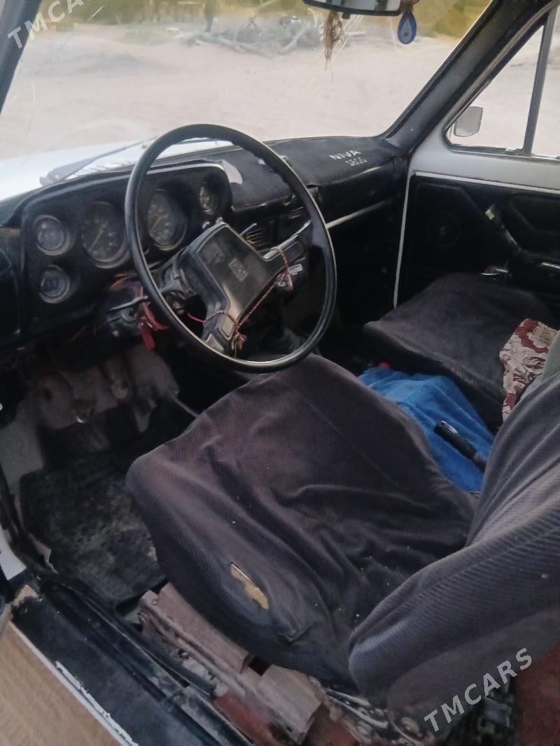 Lada Niva 1990 - 15 000 TMT - Байрамали - img 4
