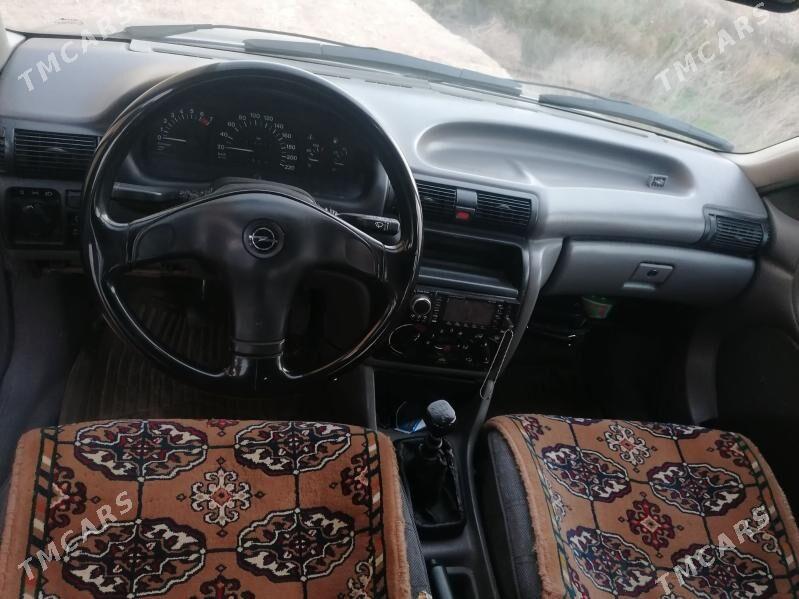 Opel Astra 1992 - 32 000 TMT - Farap - img 1