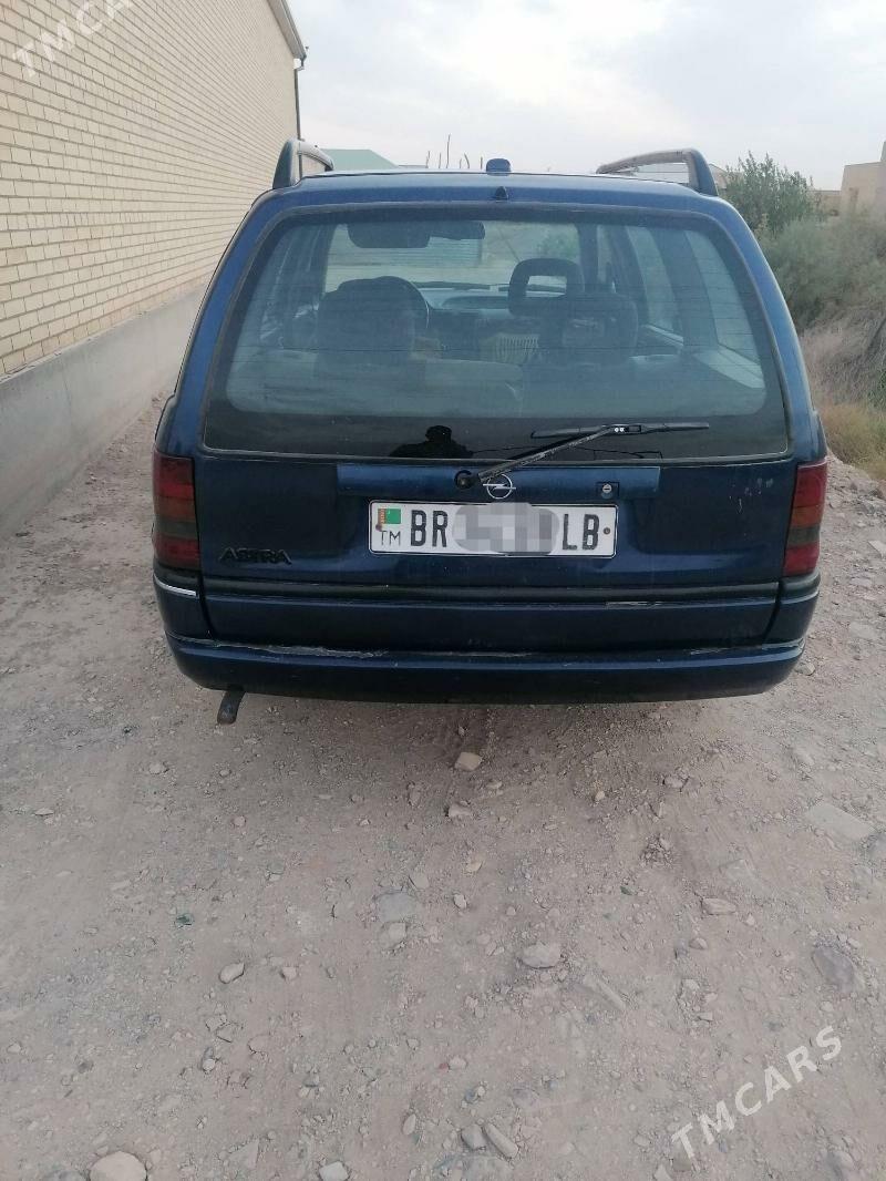 Opel Astra 1992 - 32 000 TMT - Фарап - img 2