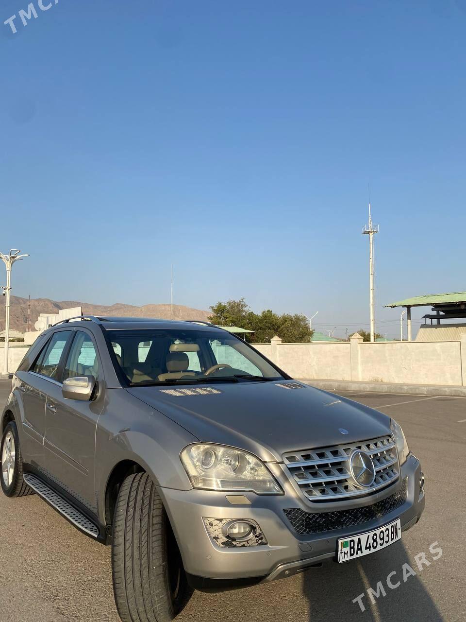Mercedes-Benz ML350 2009 - 210 000 TMT - Balkanabat - img 3