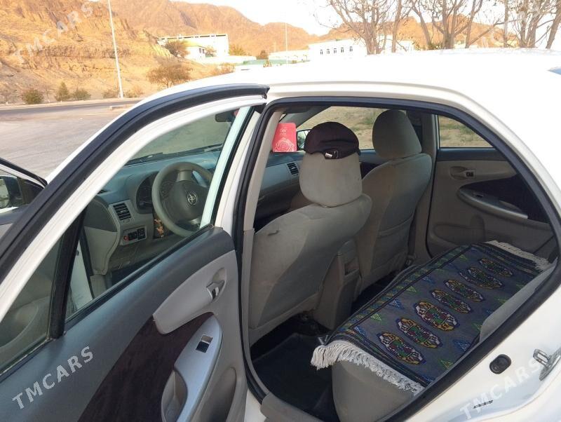 Toyota Corolla 2010 - 140 000 TMT - Türkmenbaşy - img 3