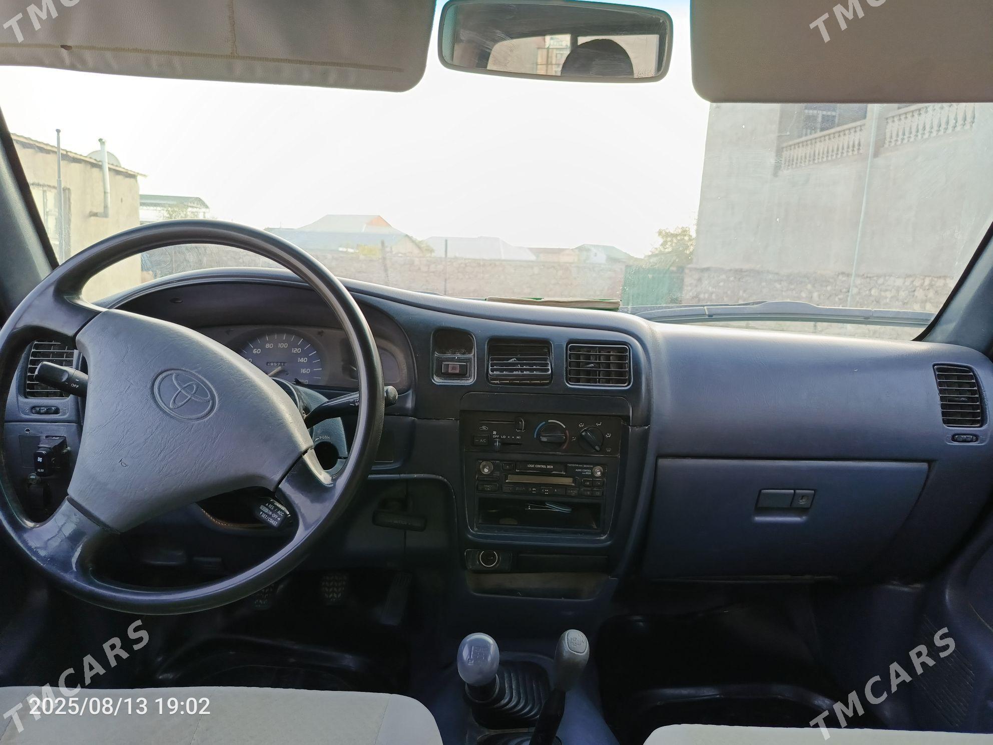 Toyota Hilux 2003 - 100 000 TMT - Balkanabat - img 2