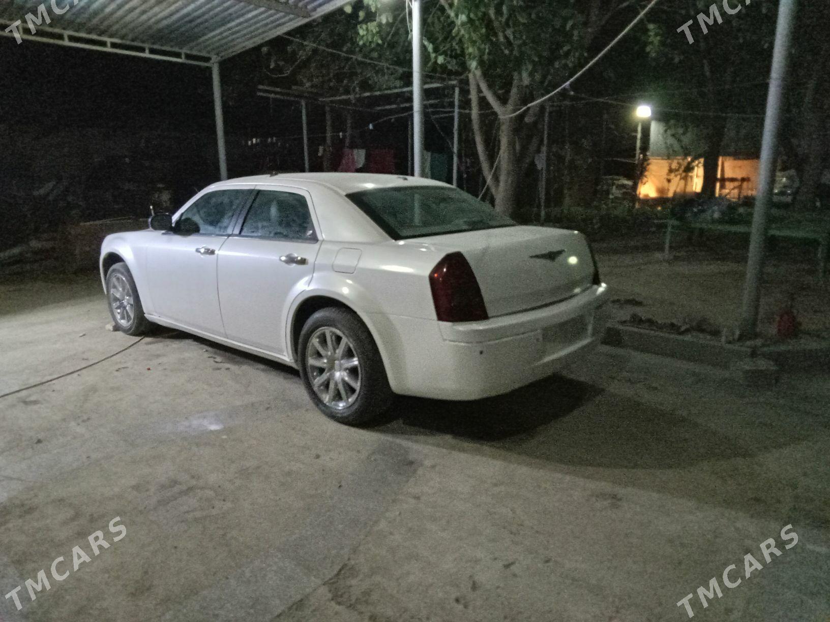 Chrysler 300C 2006 - 90 000 TMT - Aşgabat - img 4