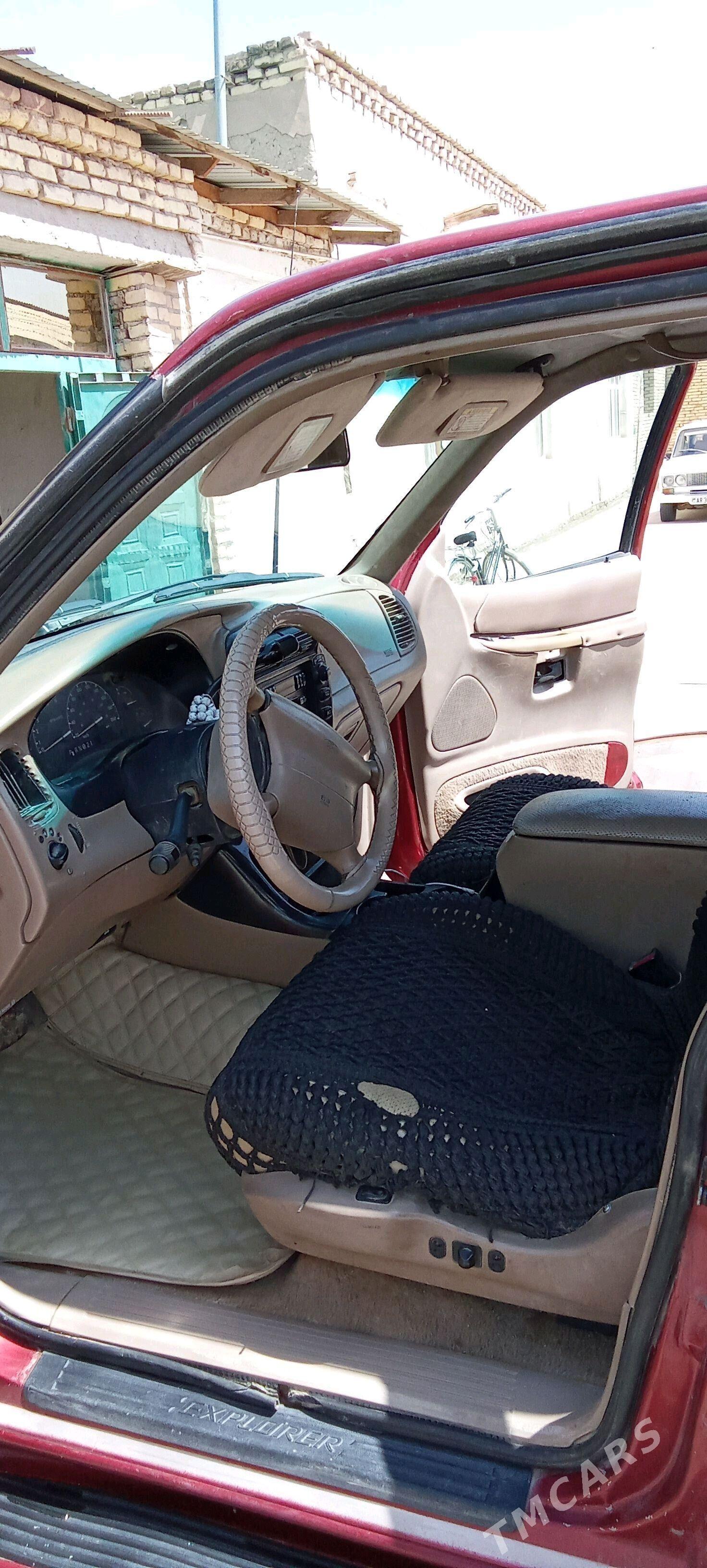 Toyota 4Runner 1998 - 45 000 TMT - Дашогуз - img 3