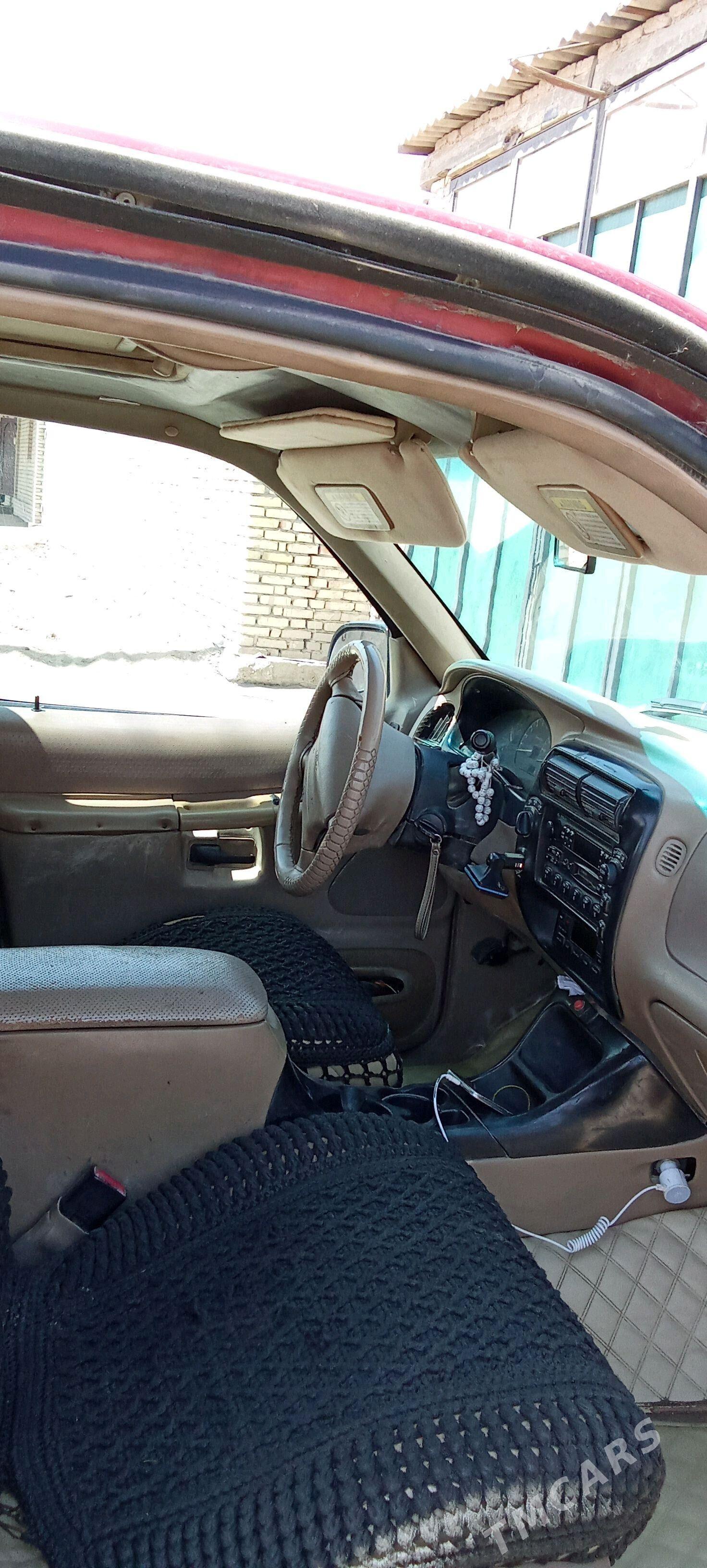 Toyota 4Runner 1998 - 45 000 TMT - Дашогуз - img 2
