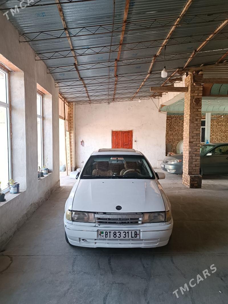 Opel Vectra 1989 - 27 000 TMT - Dänew - img 3