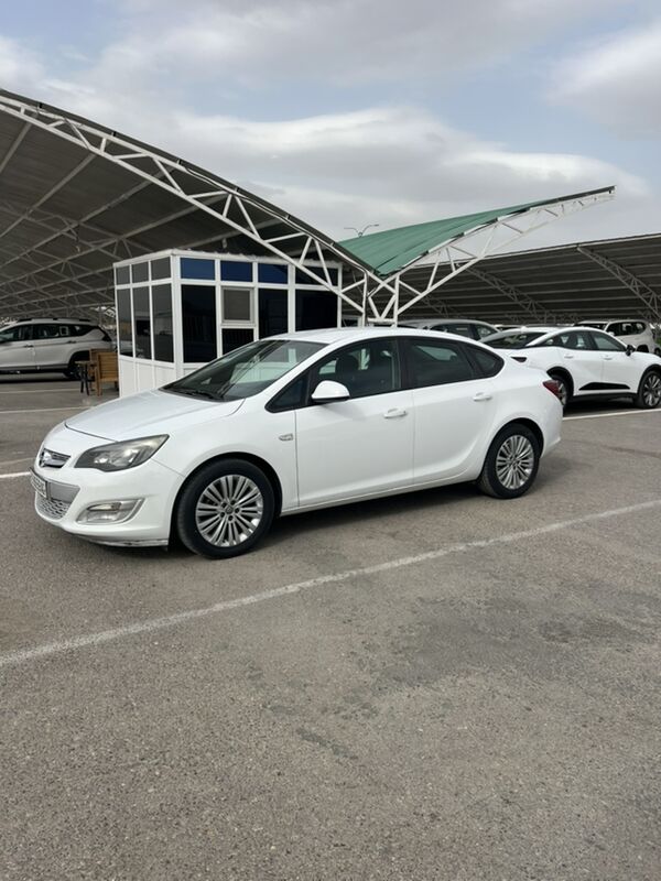 Opel Astra 2014 - 142 000 TMT - Aşgabat - img 5