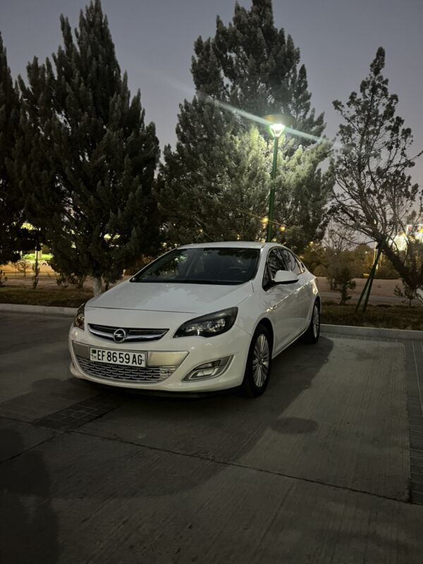 Opel Astra 2014 - 142 000 TMT - Aşgabat - img 2