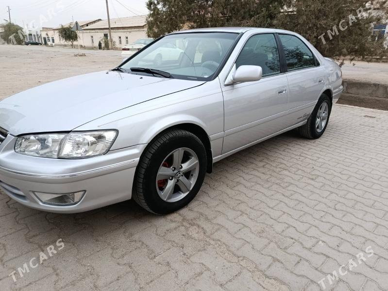 Toyota Camry 2001 - 167 000 TMT - Кёнеургенч - img 4