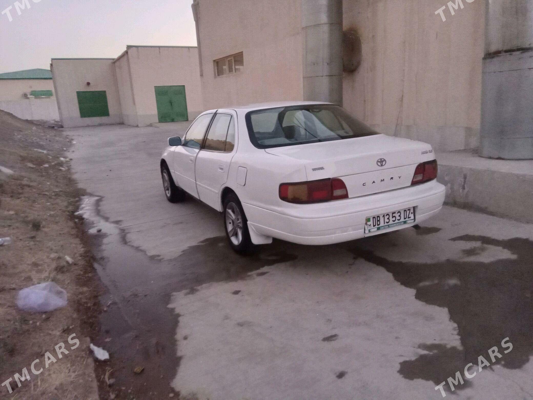 Toyota Camry 1995 - 67 000 TMT - Болдумсаз - img 2
