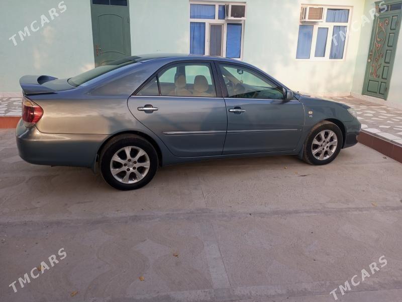 Toyota Camry 2004 - 155 000 TMT - Берекет - img 1