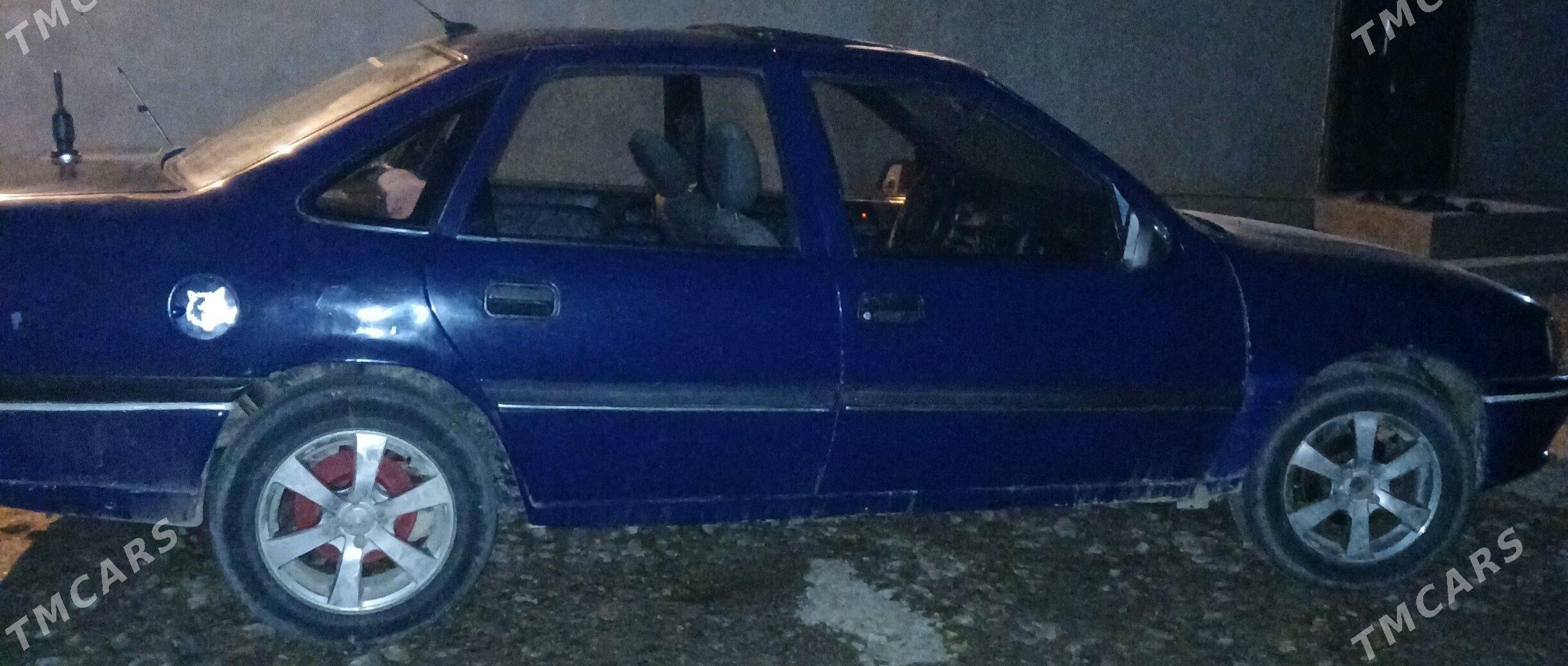 Opel Vectra 1989 - 25 000 TMT - Gubadag - img 2